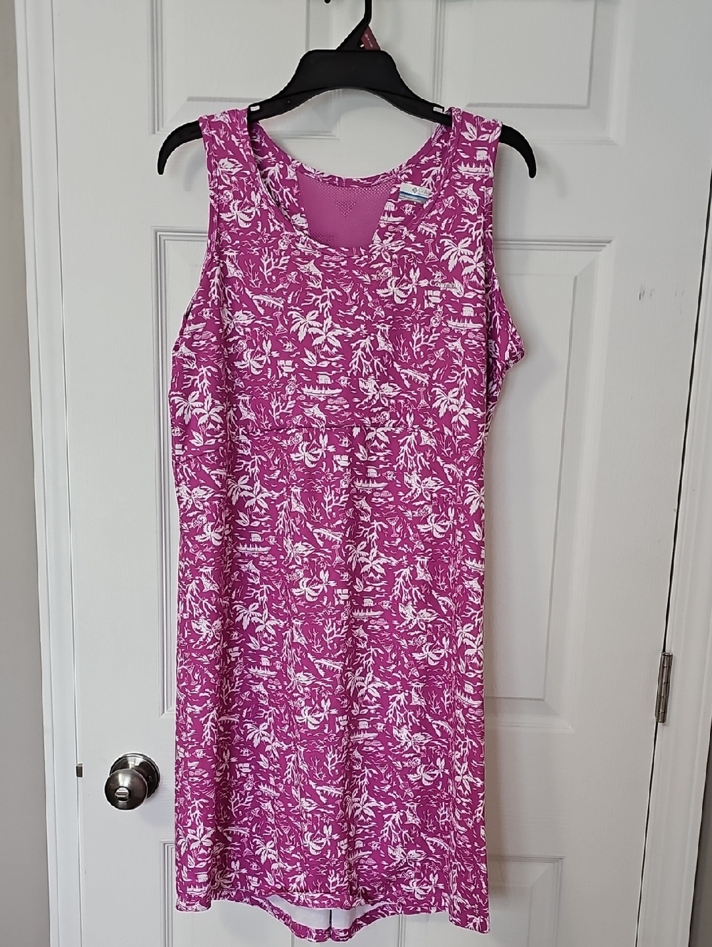 Columbia Fuchsia Scoop Neck Midi Dress. Size 1X.